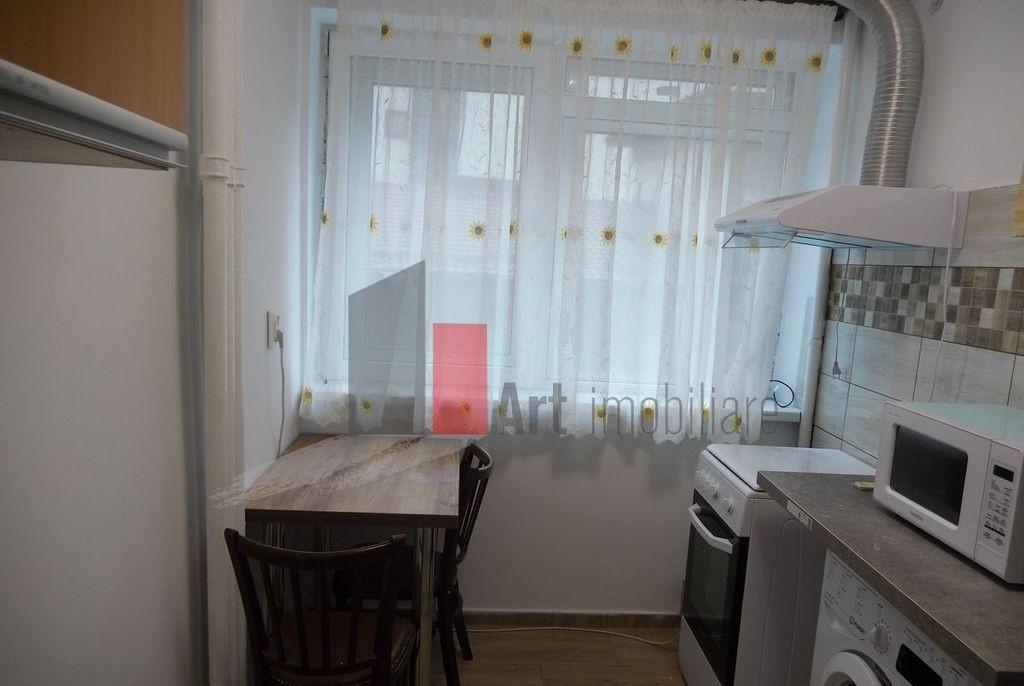 Apartament cu 2 camere de inchiriat in zona Grivitei/Grivita