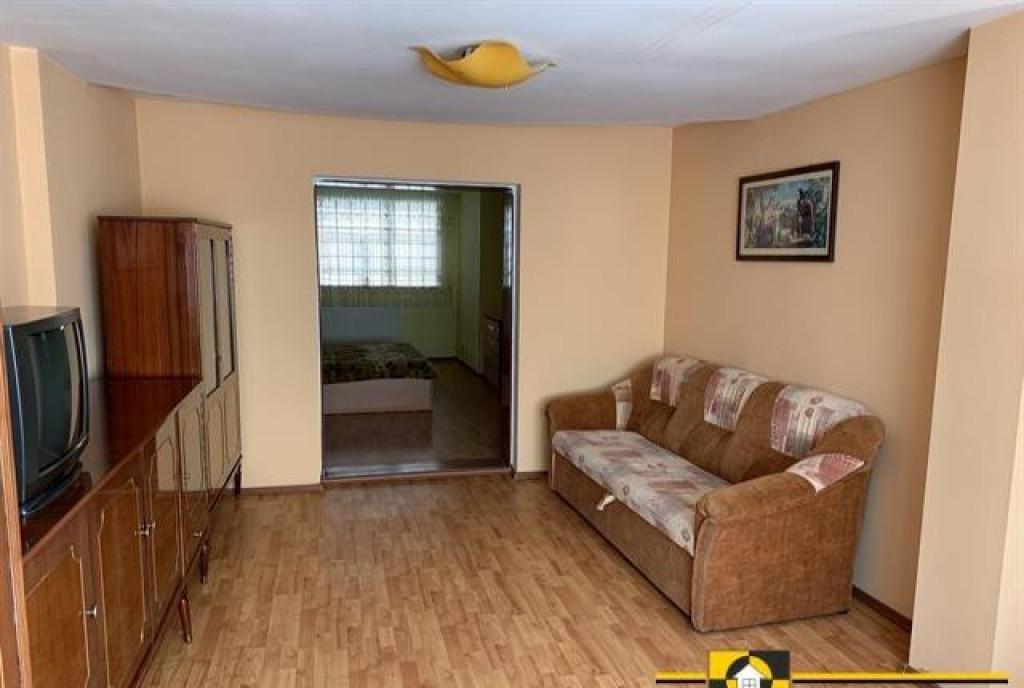 Ap 2 cam la casa zona calea poplacii