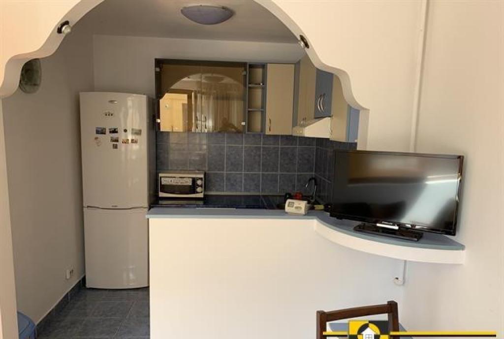 Ap 2 cam la casa zona calea poplacii