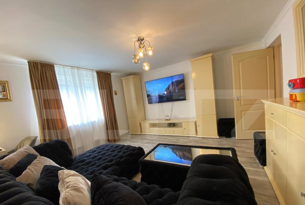 Casa moderna 4 camere 30 ari teren 4 anexe la 20 de minu