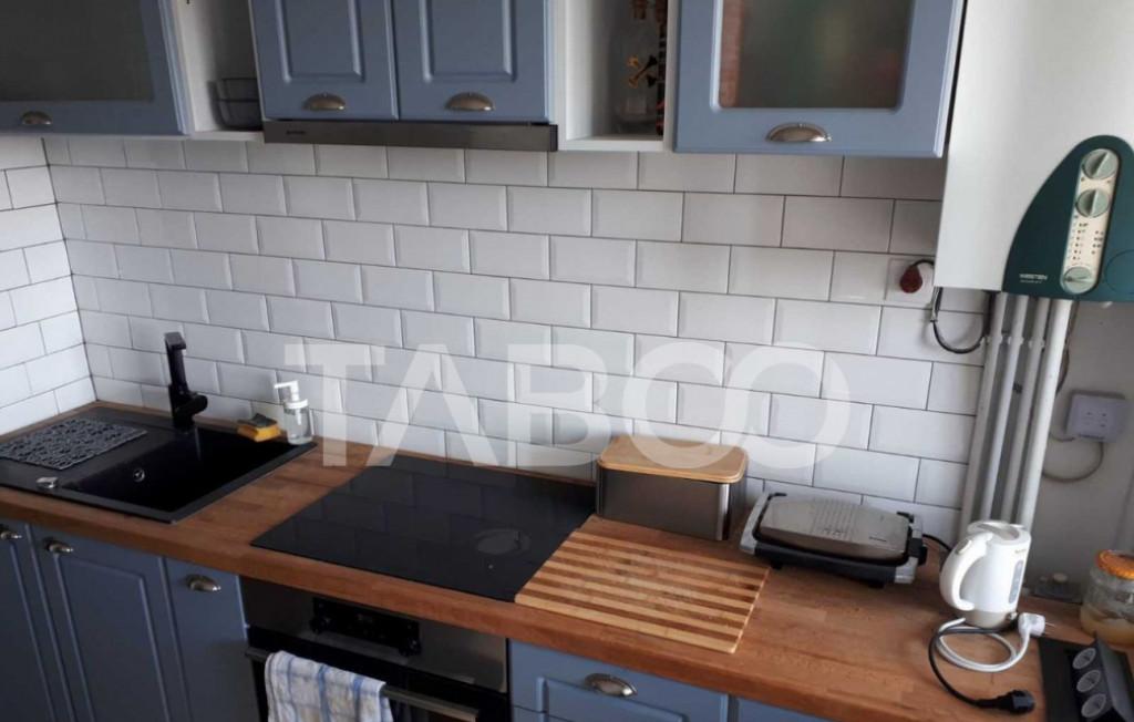 Apartament de vanzare 2 camere 47mp si balcon 6mp zona Mihai