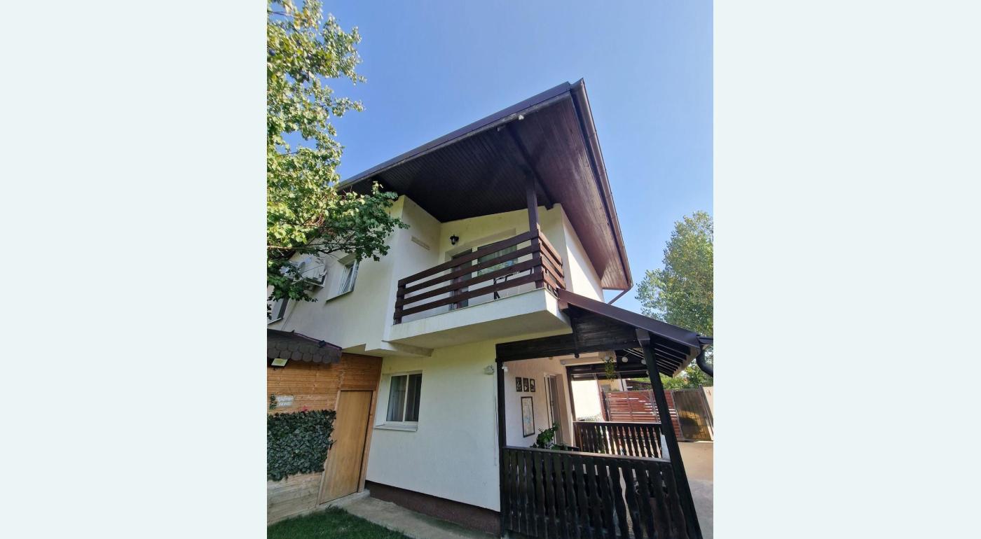 PROPRIETAR Vand Casa Tunari