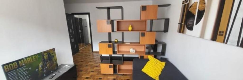 Timpuri noi tineretului piscului etaj 8