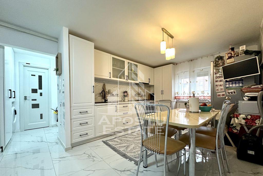 Apartament 2 camere decomandat centrala proprie zona S