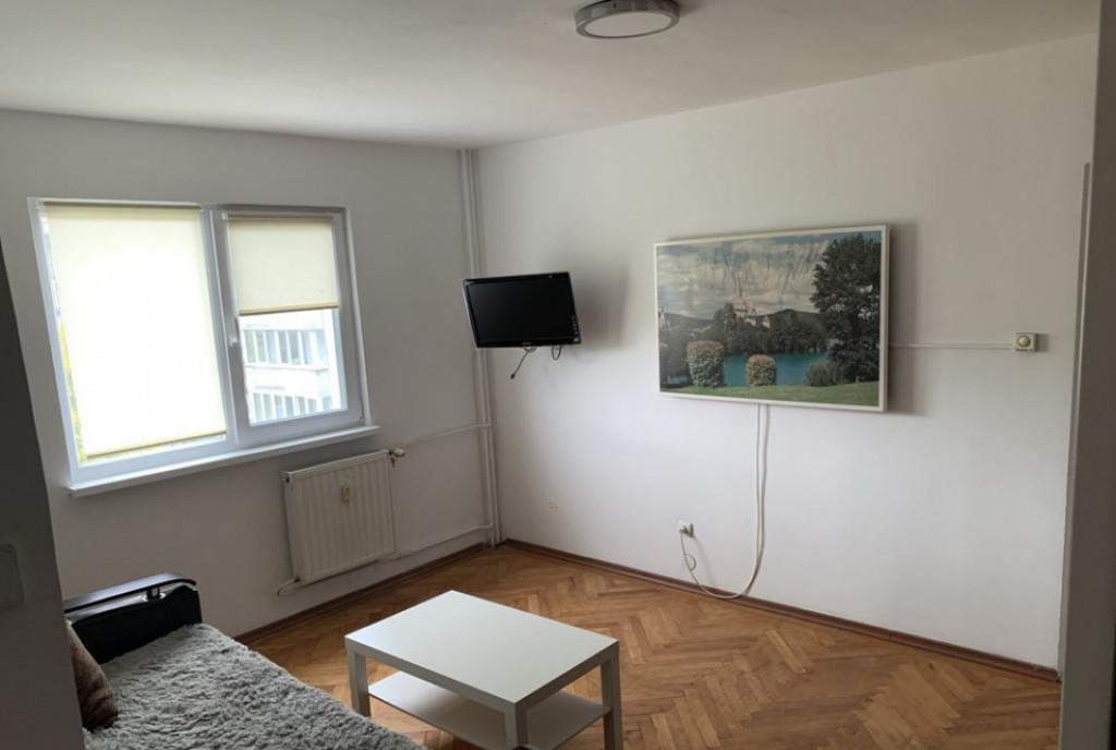 Apartament de 2 camere Bloc Reabilitat Astra