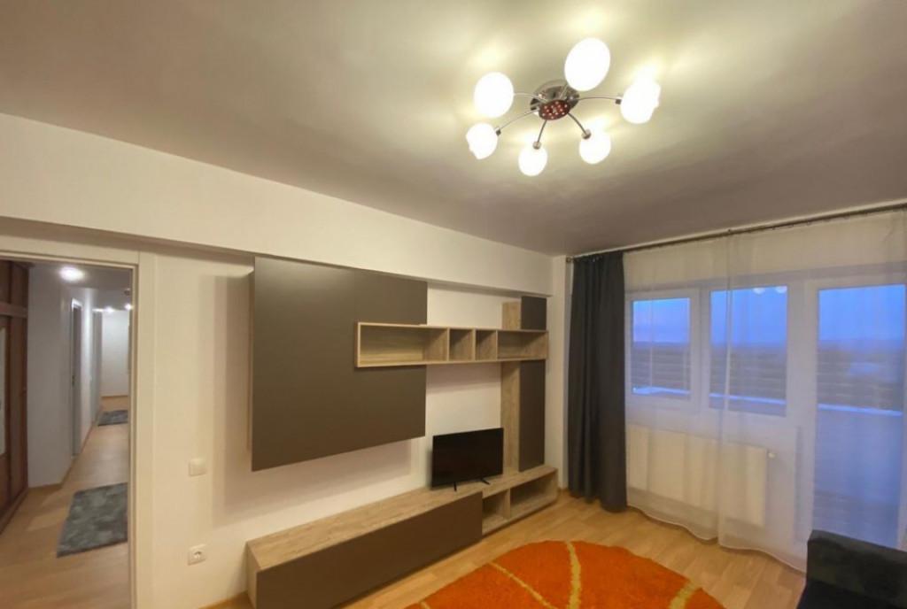 Apartament de 3 camere Bloc 2022 Tractorul