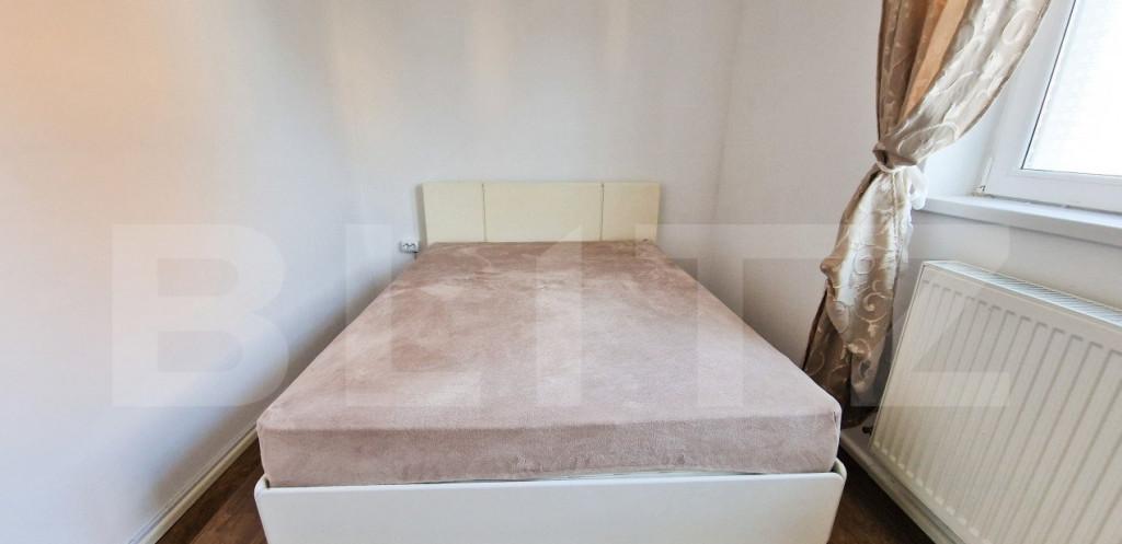 Ideal investitie 2 apartamente cu 2 camere fiecare curte p