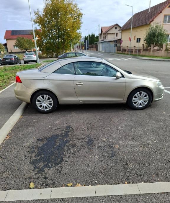 Se vinde Volkswagen Eos Cabrio 3 950 eur