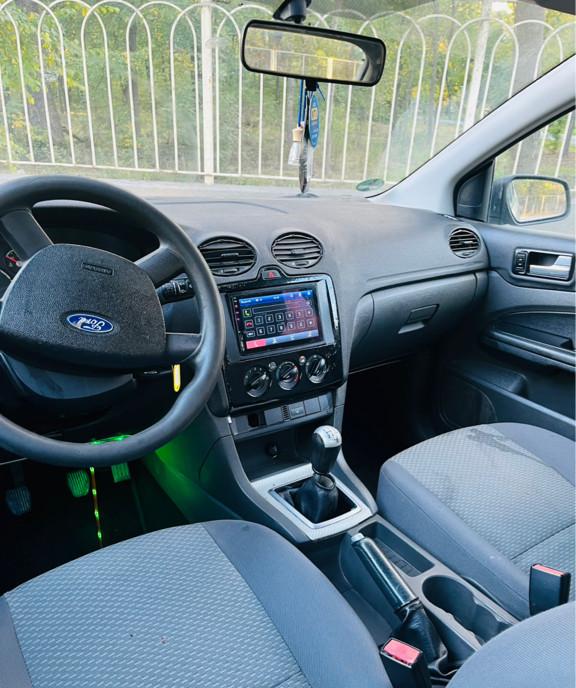 Ford focus 1 6tdci 1 100 eur