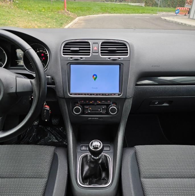 VW Golf 6 1 4TSI Navigatie SenzoriParcare Clima CameraMarsarier Euro5 5 590 eur