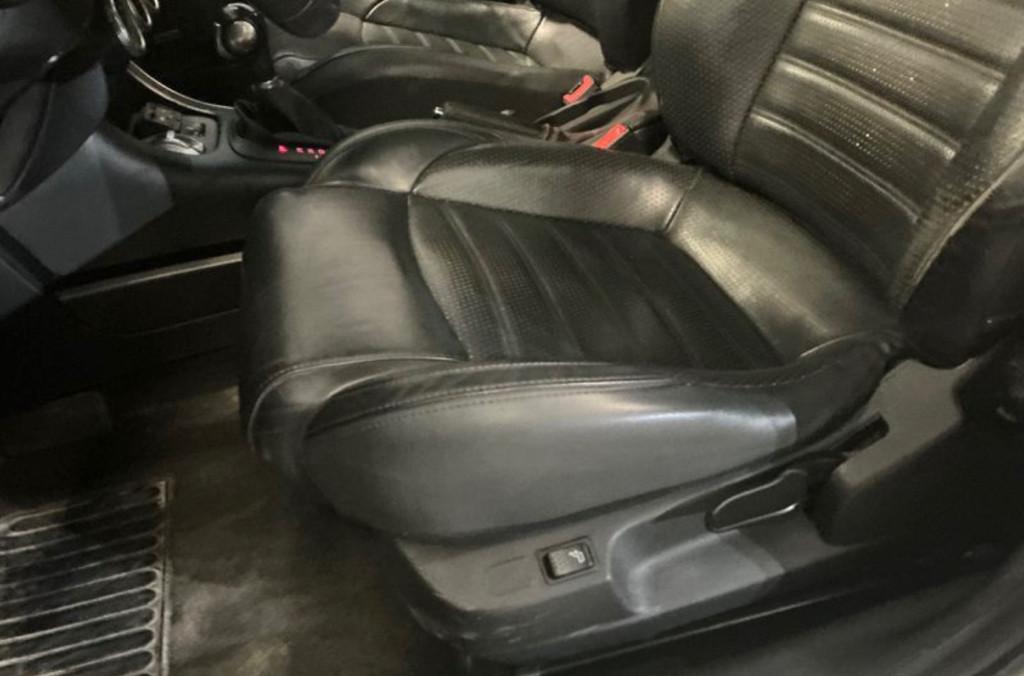 Alfa Romeo Giulietta 2 0 JTDM Collezione Aut Xenon Clima Pilot Piele PDC 6 990 eur