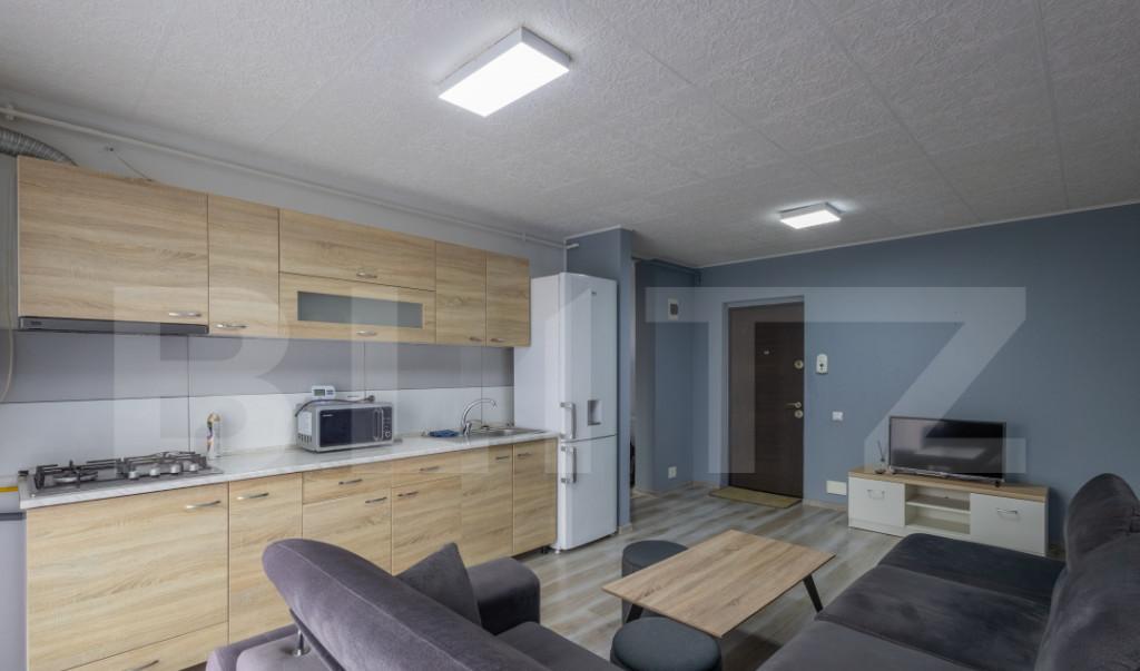 Apartament cu 3 camere etaj 2/2 cu parcare exterioara zon