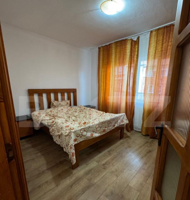 Apartament cu 3 camere zona Dumbrava