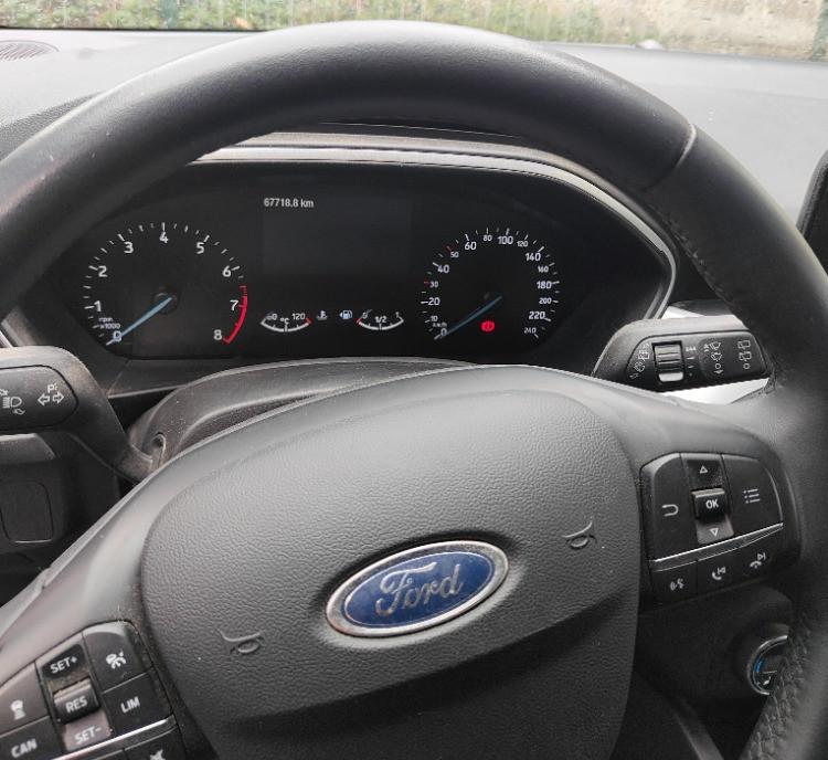 Ford Focus model 2018 1 0 EcoBoost pus in circulatie martie 2020 8 600 eur