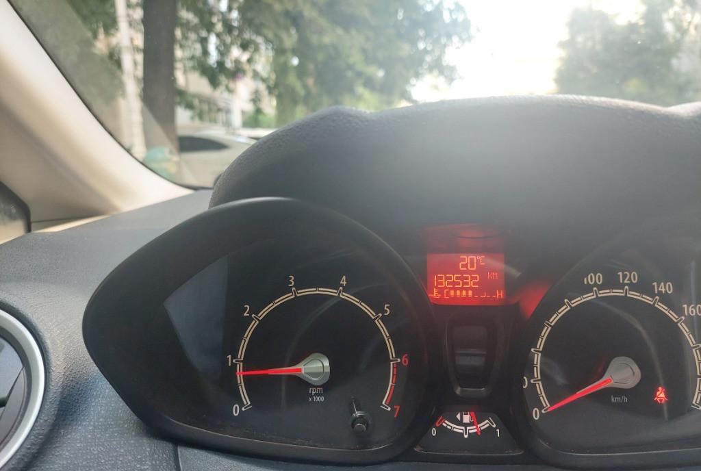 Ford Fiesta 2012 - Albastra- 4 000 eur