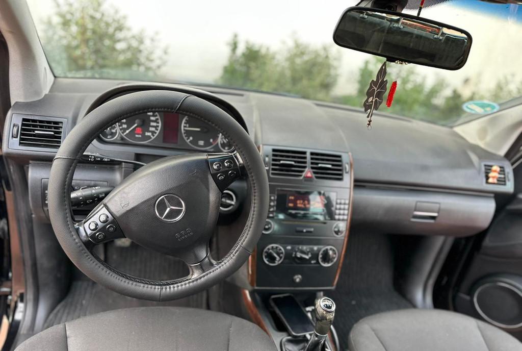 Mercedes A-class 2006 impecabil 1 450 eur