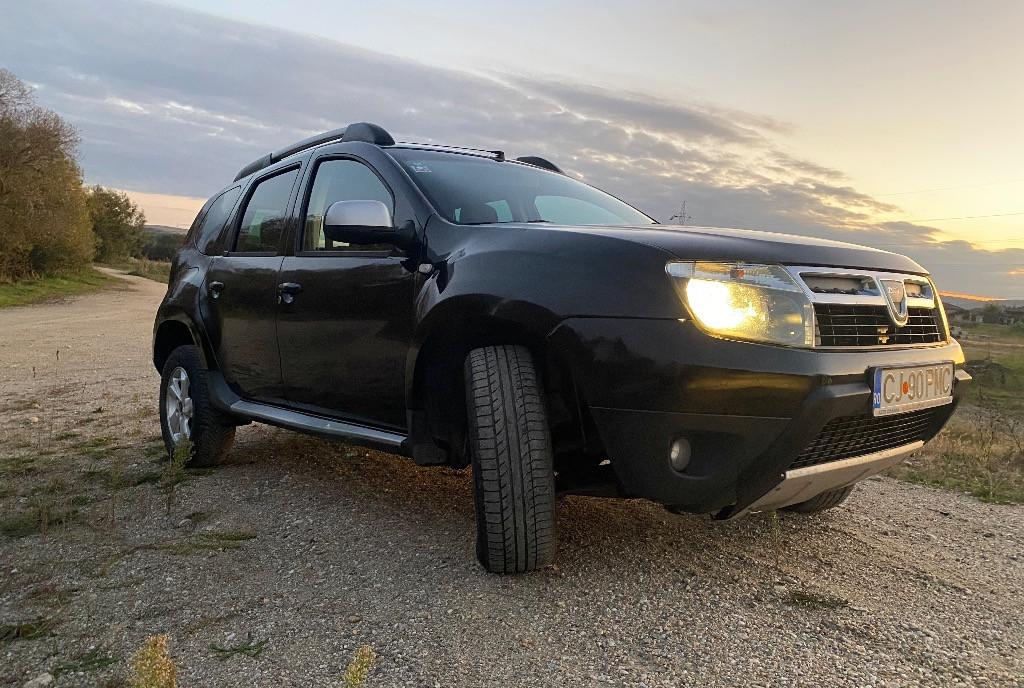 Dacia Duster 1 5dci 4X4 - 2012 6 200 eur