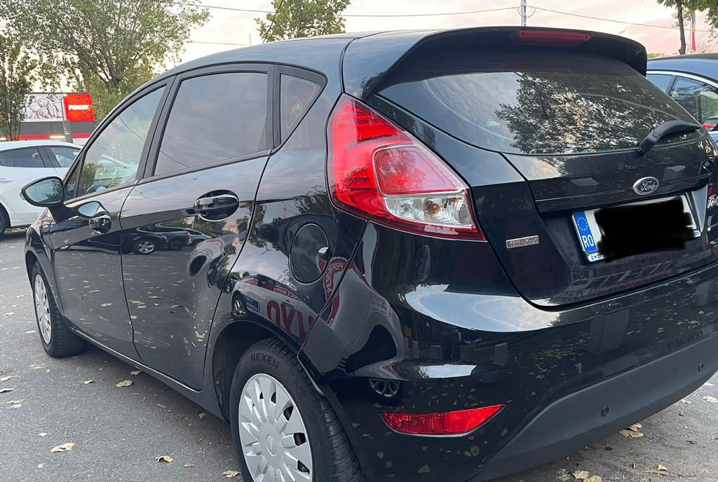 Ford fiesta 1 6 95CP 3 650 eur