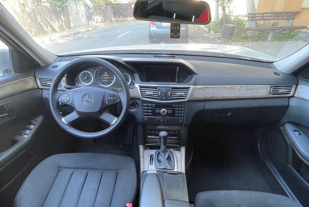 Mercedes e klasse 250 avariat 3 900 eur