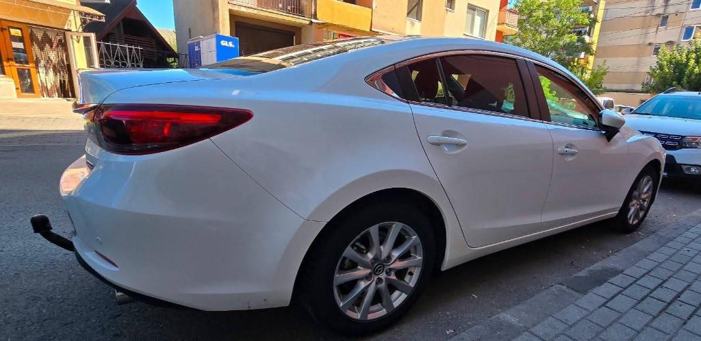 Mazda 6 Sky Active 9 000 eur