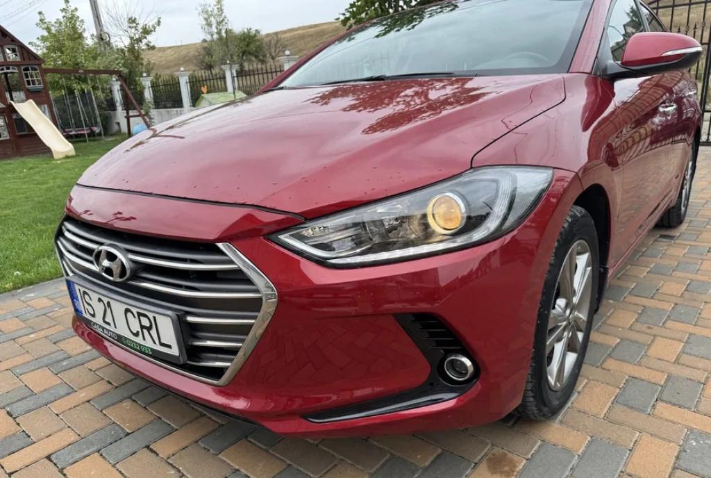Hyundai Elantra 2018 - prim proprietar 11 900 eur