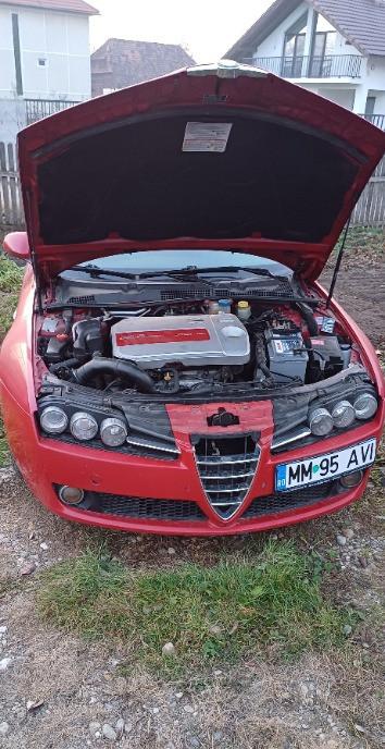 Alfa Romeo 159 2006 2 600 eur