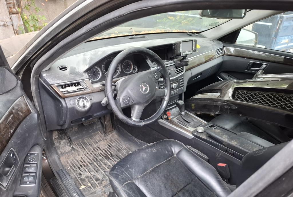 Mercedes Benz E220 -2012 3 000 eur