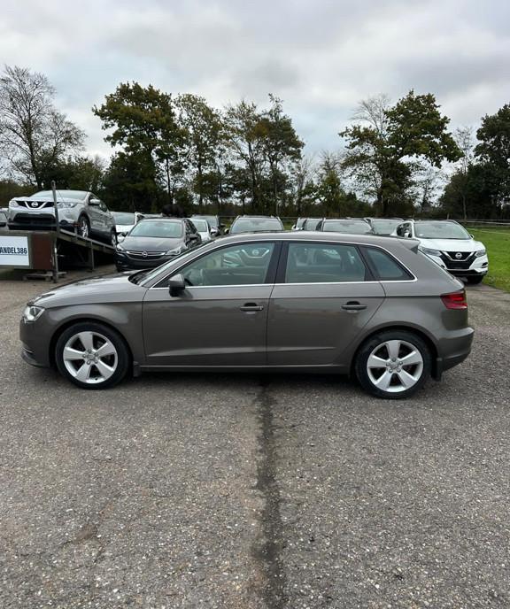 Audi A3 carte service 7 980 eur