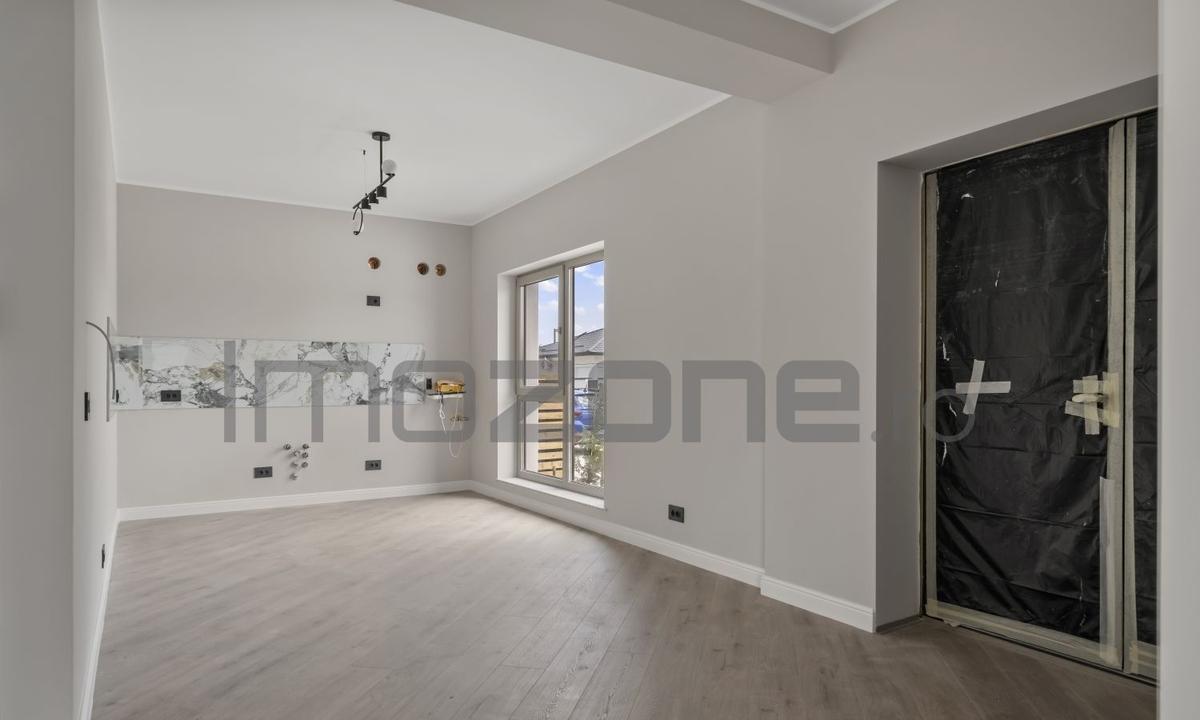 Otopeni vila 4 camere 2 parcari finisata la alb