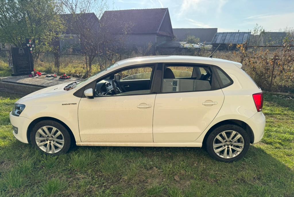 Volkswagen Vw Polo 1 4 Benzina 2010 Euro 5 4 790 eur