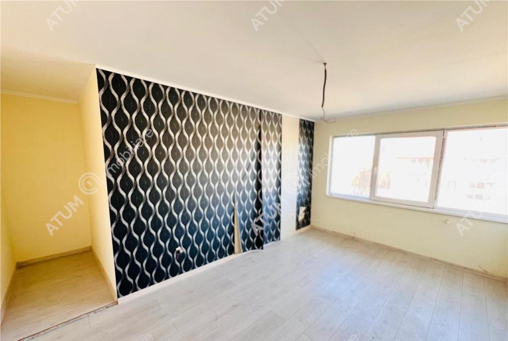 Apartament cu 3 camere 2 bai situat in zona Rahovei Sibi