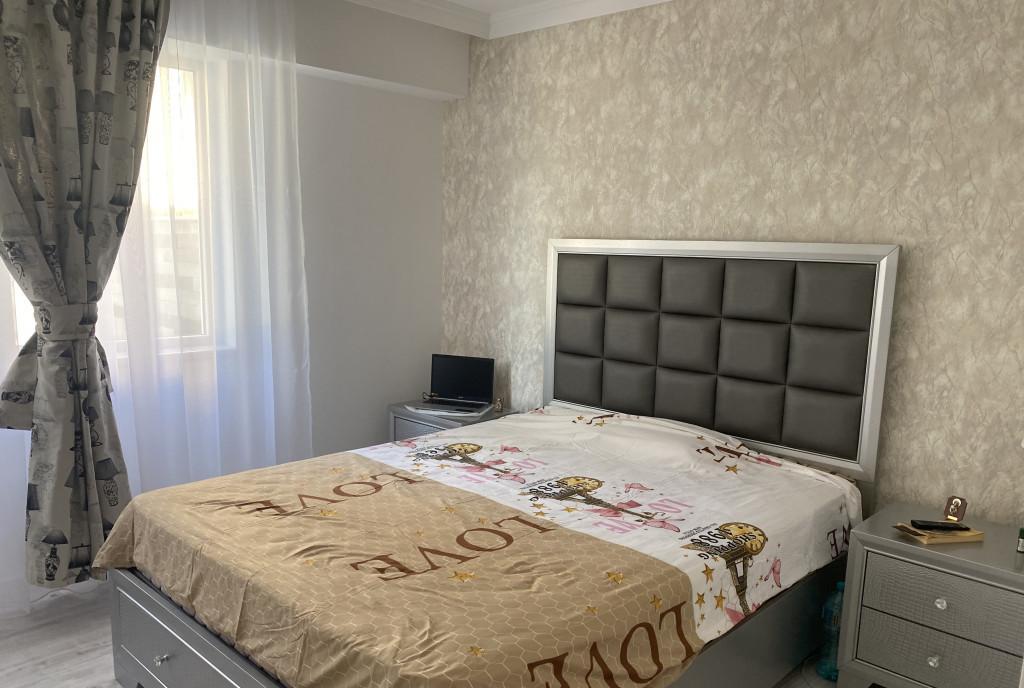 Apartament 2 camere parcare subterana curte 170 mp