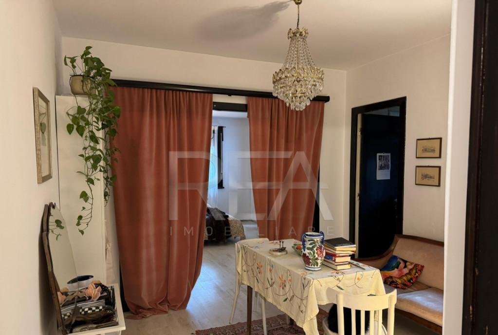 Apartament 2 camere Armeneasca - Strada Toamnei bloc reab