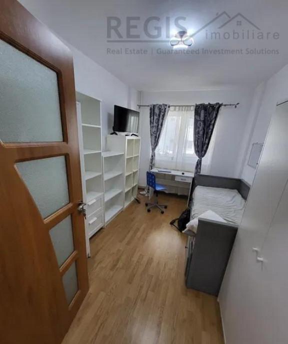 Apartament 3 camere decomandate modern utilat Racadau