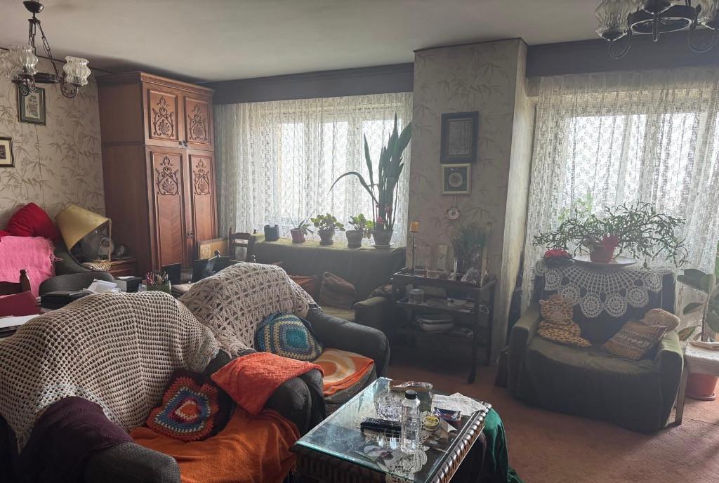 Vand apartament 4 camere MegaMall 165 000euro neg