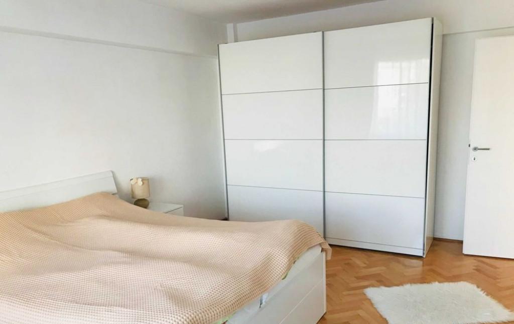 Apartament 3 camere de inchiriat zona Titan