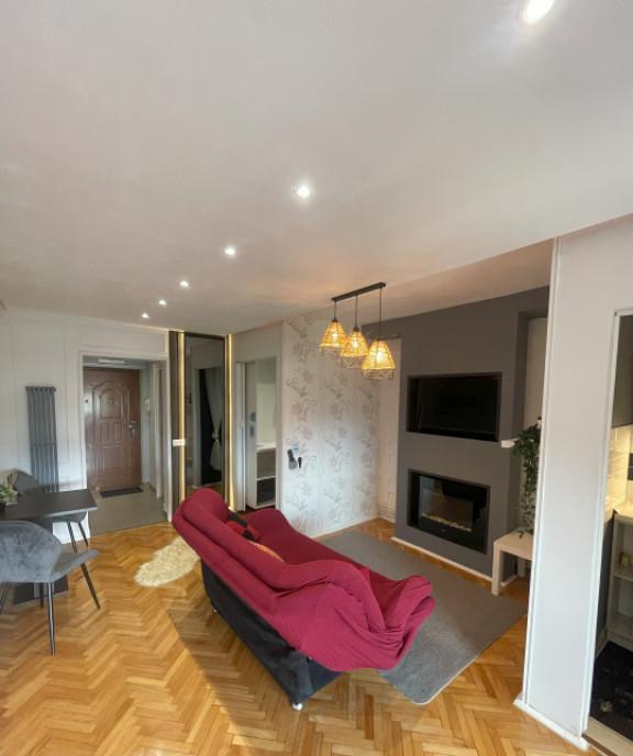 Garsoniera cu vedere panoramica - Independentei etaj 8