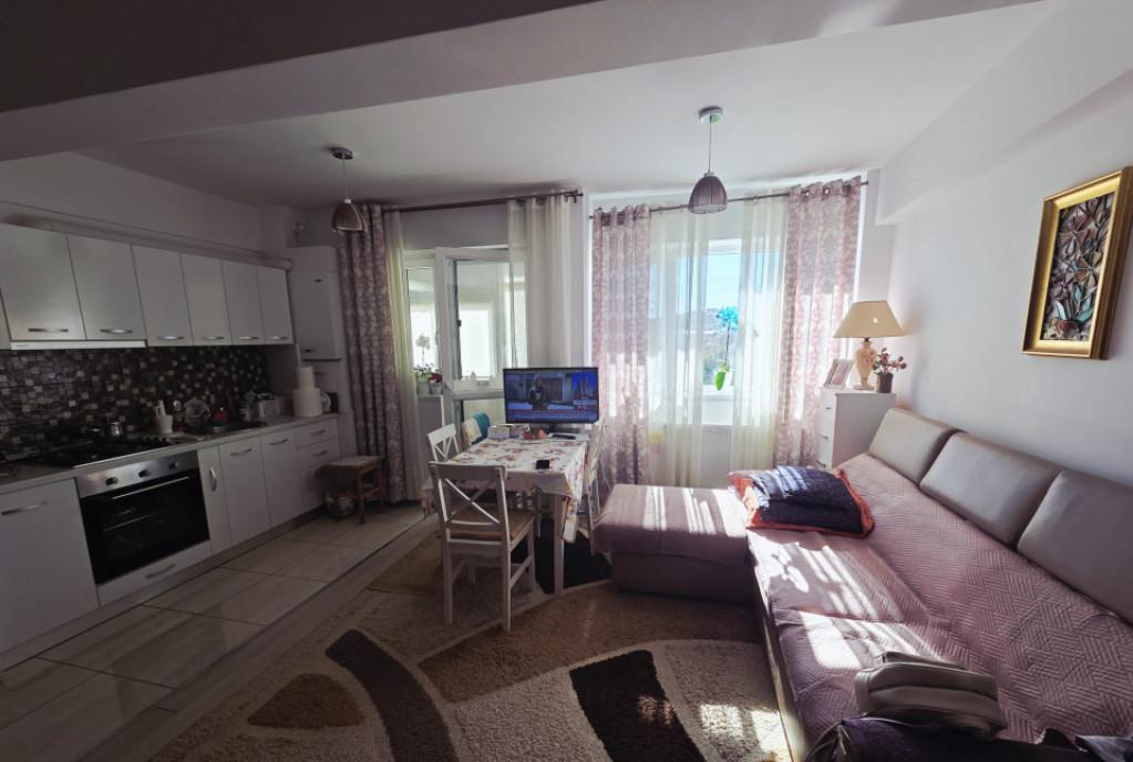 Ap 2 cam zona Bucium bloc nou