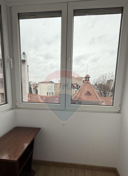 De inchiriat Garsoniera la Universitate