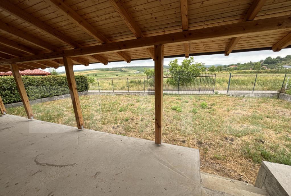 Comision zero 3 camere decomandate 77 21 mp Terra Garden