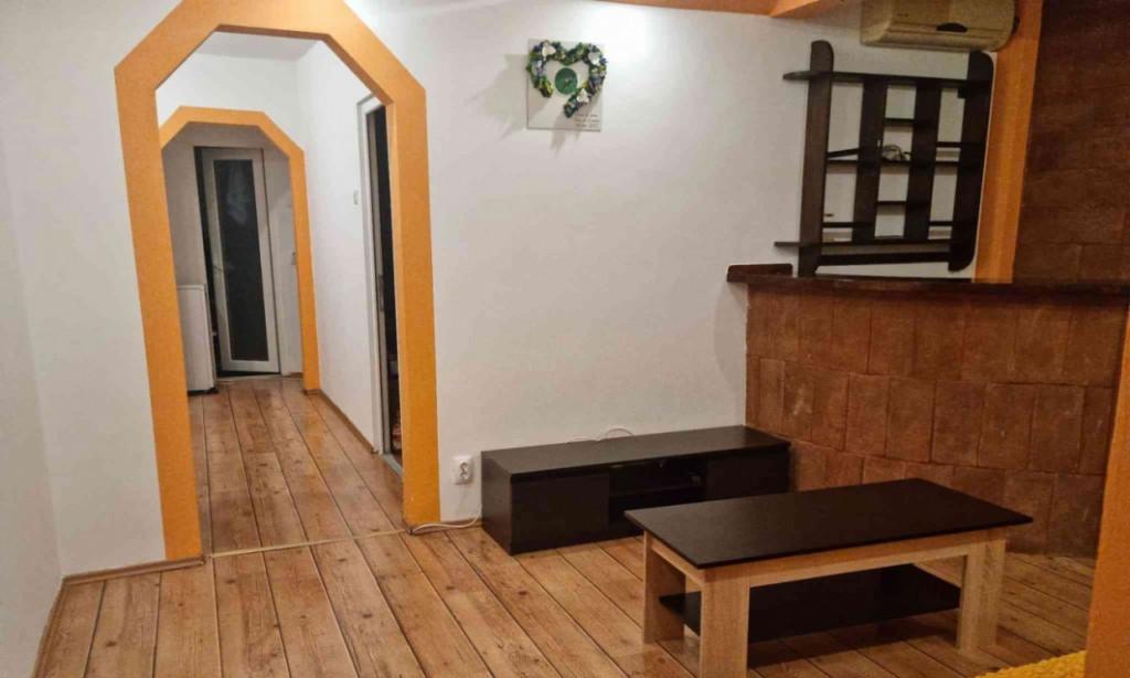 Apartament de 2 camere decomandat luminos Astra