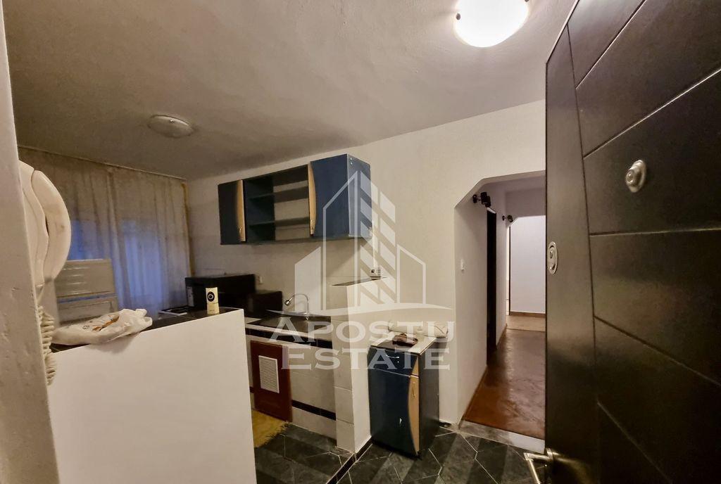 Apartament cu 2 camere centrala proprie zona Girocului