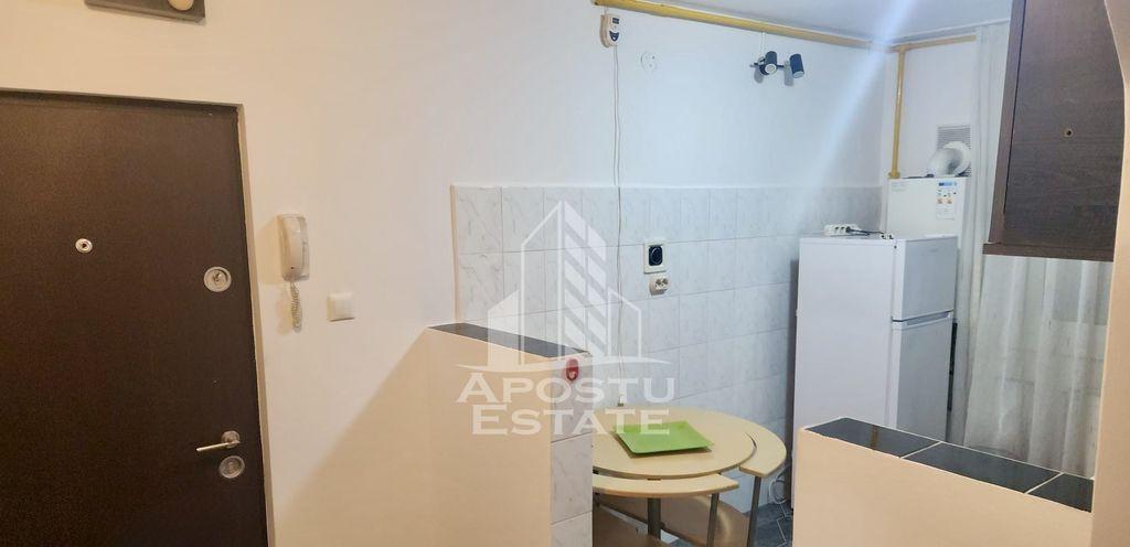 Apartament cu 2 camere centrala proprie zona Girocului