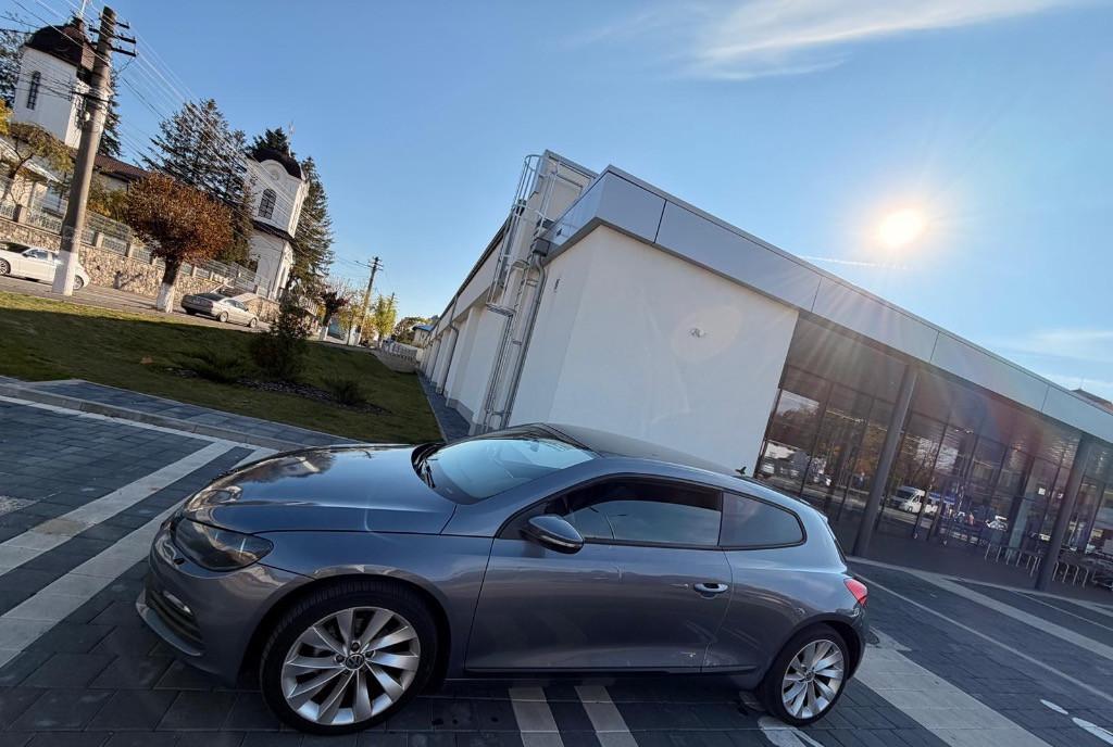 Volkswagen Scirocco DSG 2 0 TDI 140 CP Automat 2009 5 600 eur