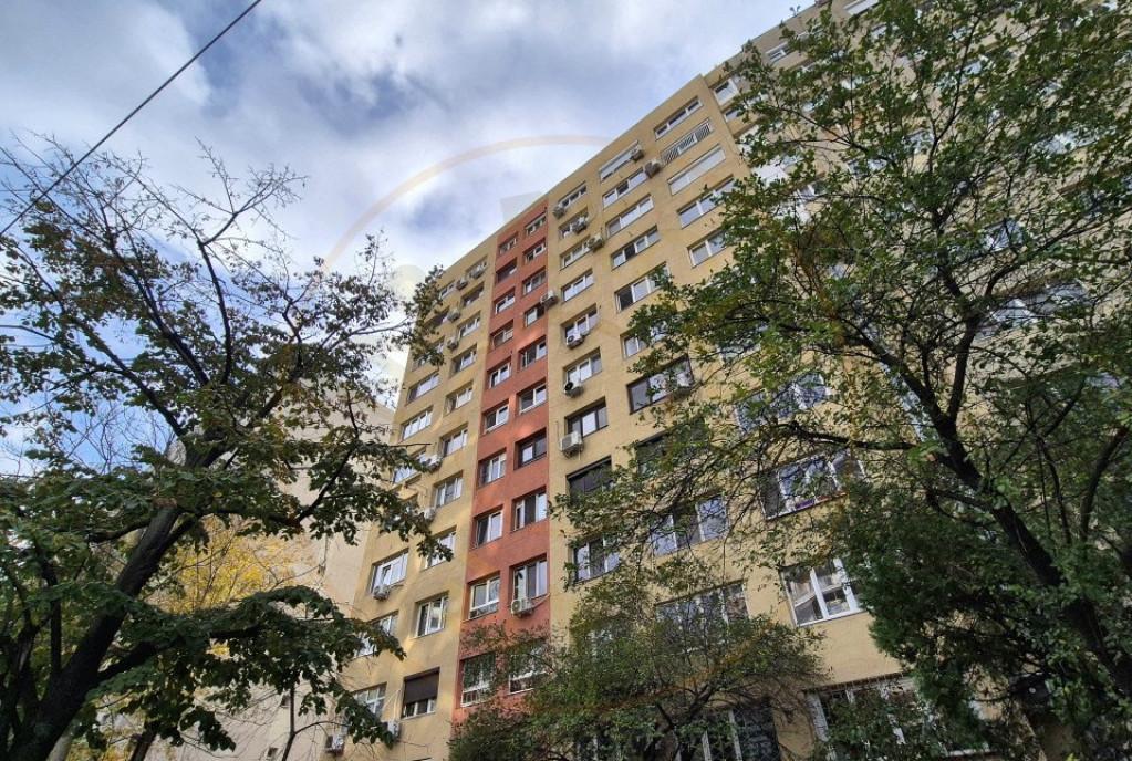 Garsoniera Boiler Metrou Dristor