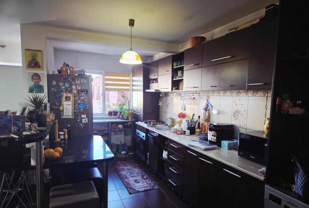 250 euro Garsoniera et 2 Bularga