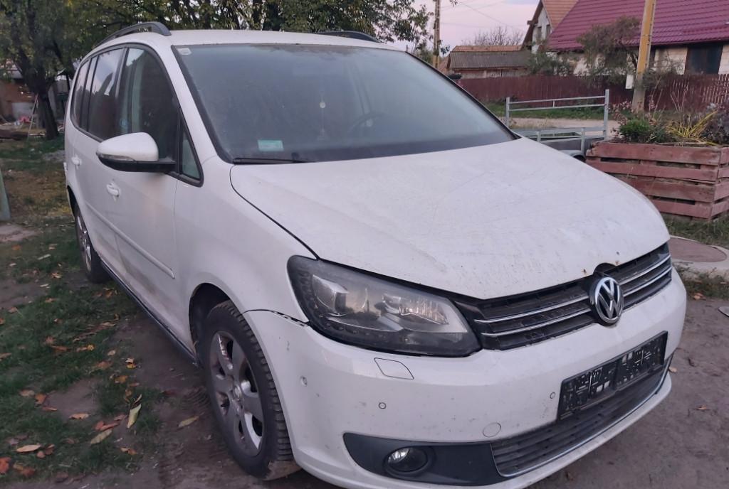 VW Touran 1 6 TDI 2 750 eur