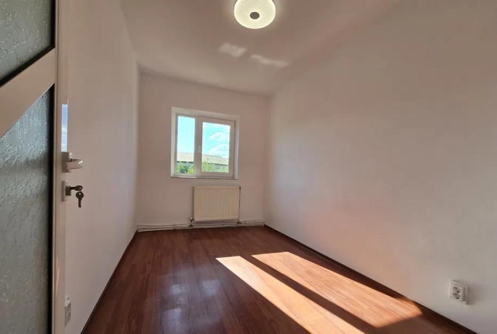 Apartament 3 camere decomandat Galata