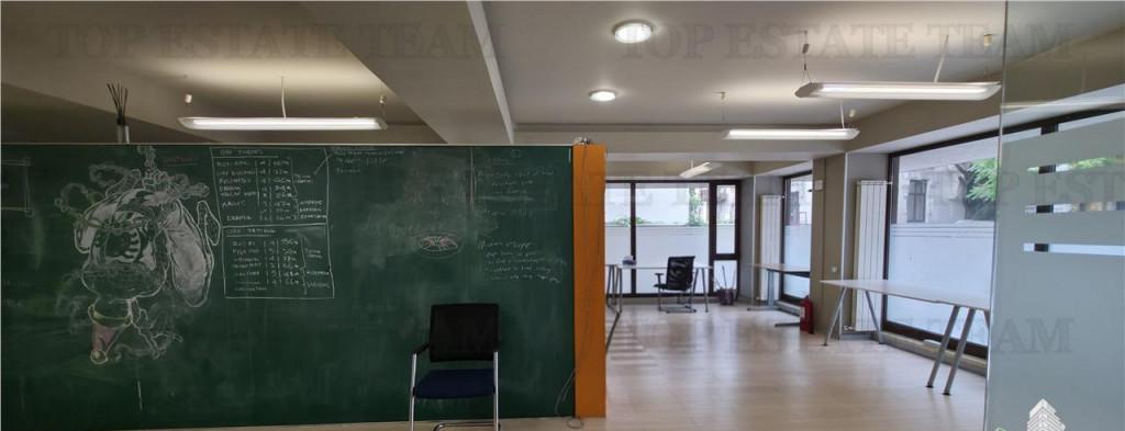 Birou/Apartament 4 camere cu gradina zona Cismigiu