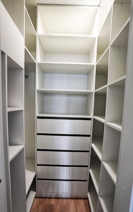 Apartament o camera de inchiriat zona Sopor